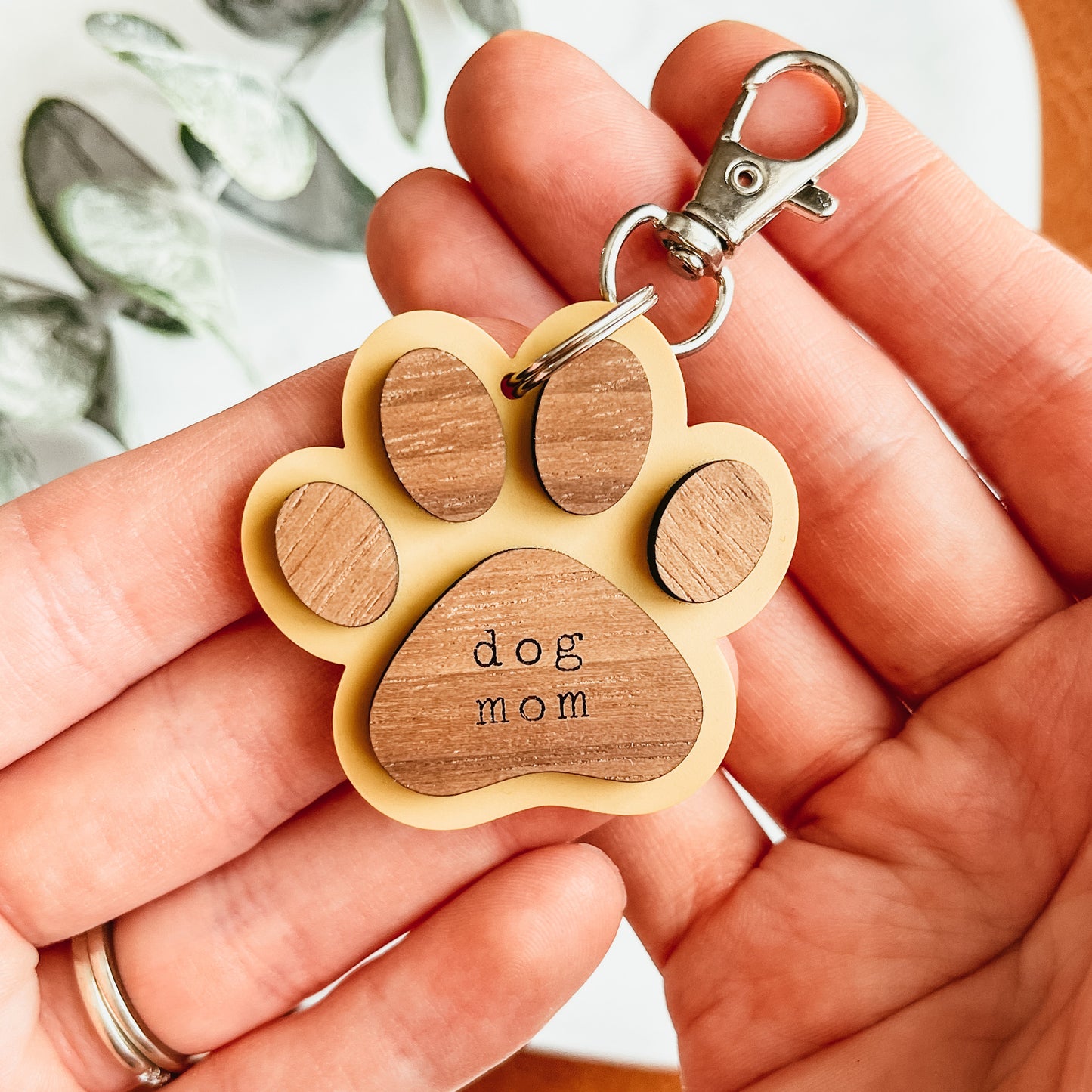 Dog Mom Wood And Acrylic Keychain